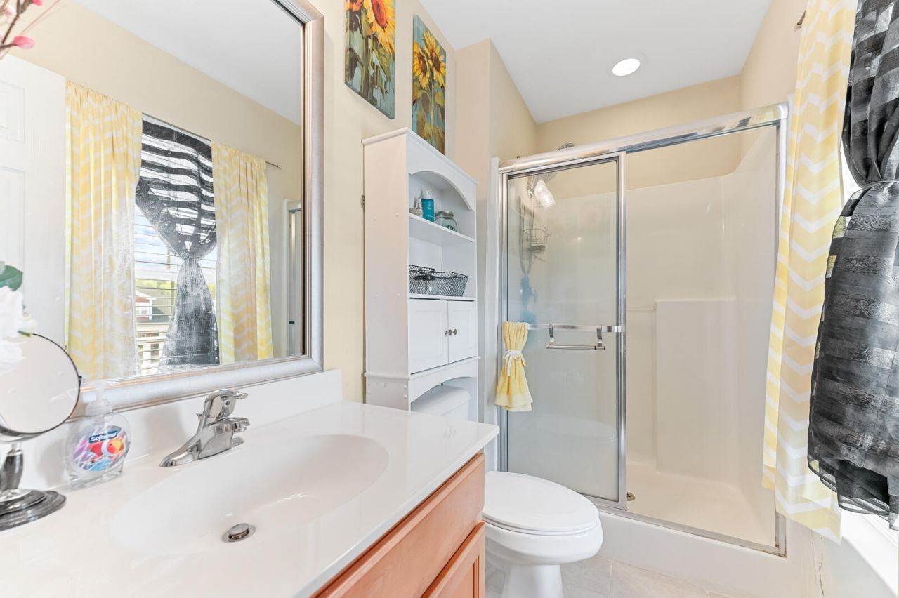 8924 Planters Row Lane Photo 15