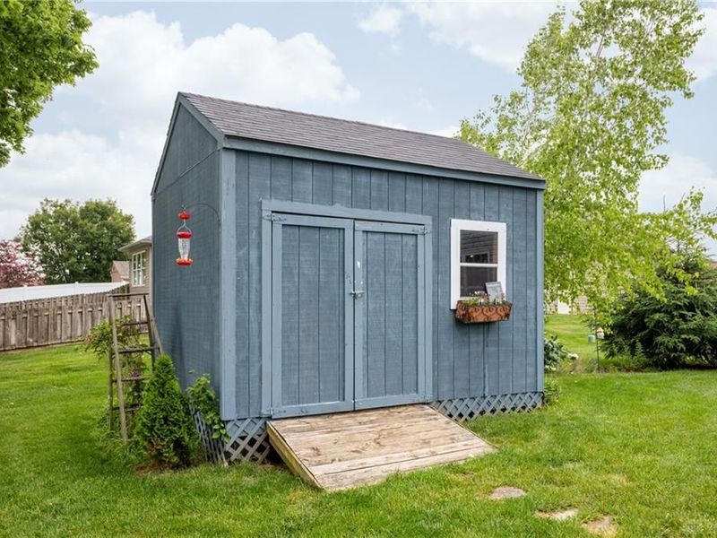 725 Loxley Lane, Troy, OH 45373 Photo 17