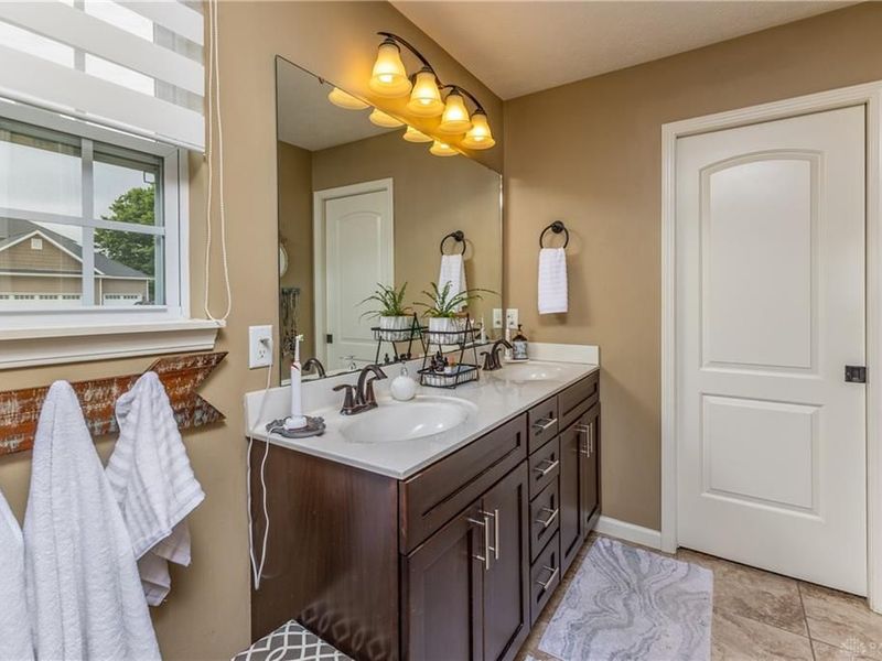 725 Loxley Lane, Troy, OH 45373 Photo 33