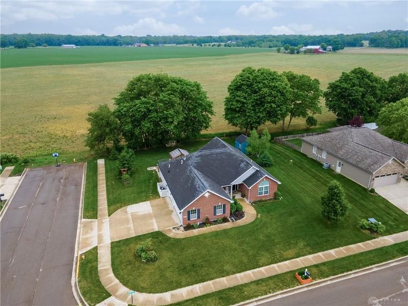 725 Loxley Lane, Troy, OH 45373 Photo 8