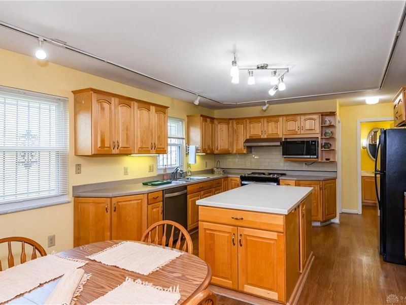 6571 Swissway Drive, Miami Township, OH 45459 Photo 14