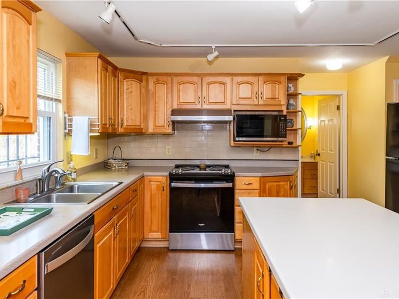 6571 Swissway Drive, Miami Township, OH 45459 Photo 16