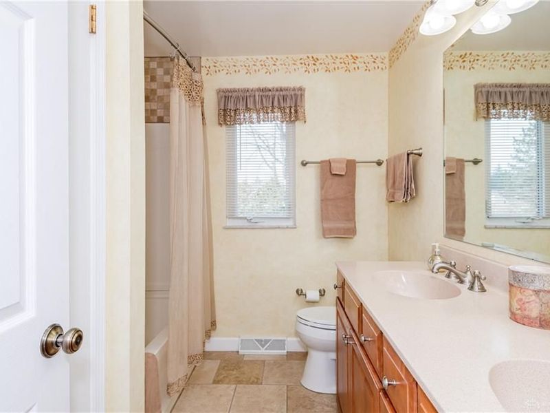 6571 Swissway Drive, Miami Township, OH 45459 Photo 31