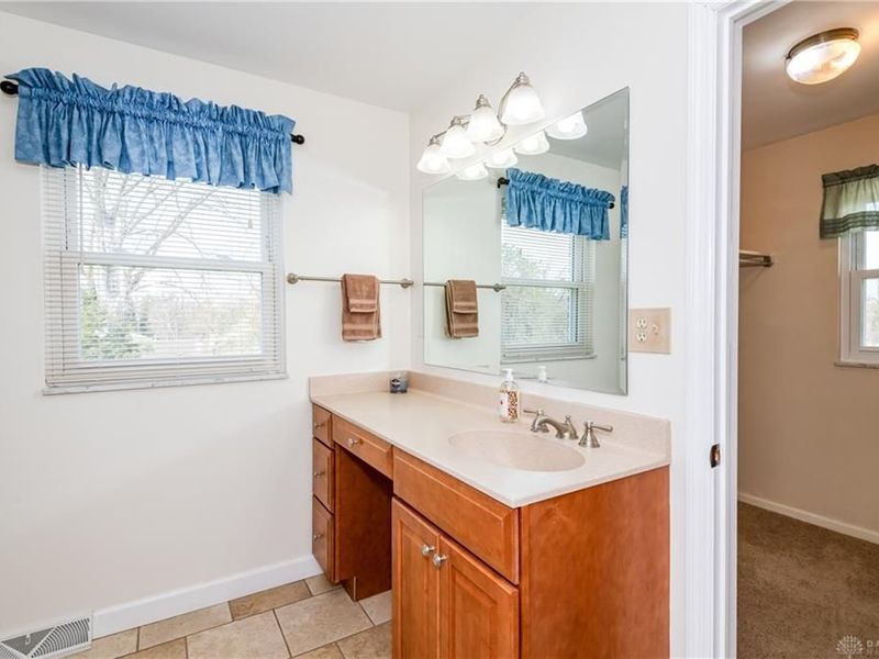 6571 Swissway Drive, Miami Township, OH 45459 Photo 34