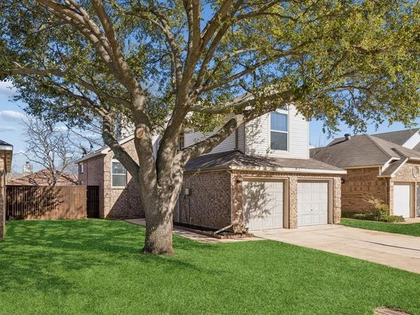 913 Azalia Drive, Lewisville, TX 75067