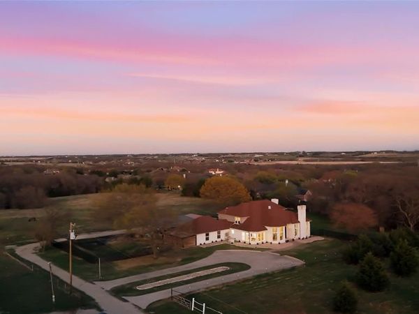 243 S King Road, Heath, TX 75126