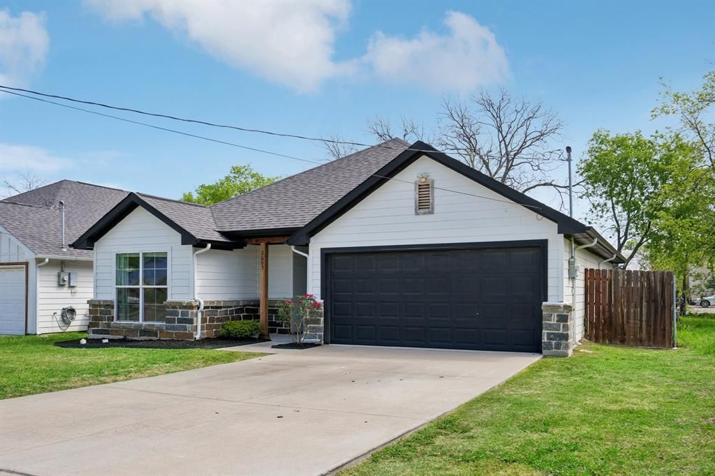 2605 Langford Street, Greenville, TX 75401 Main Photo