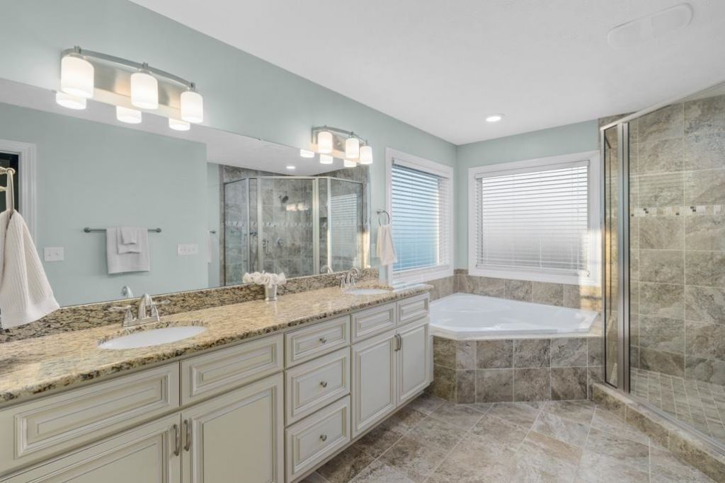 5211 Mount Pleasant Dr. Photo 16