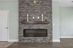 5211 Mount Pleasant Dr. photo 4