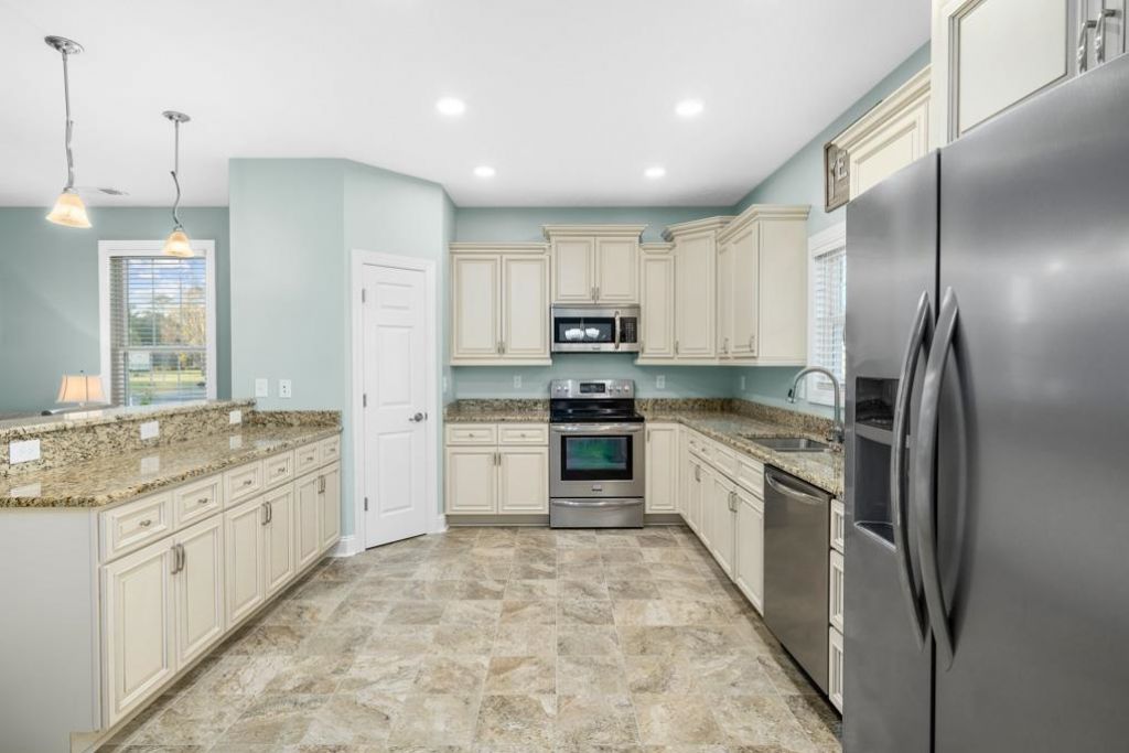 5211 Mount Pleasant Dr. Photo 7