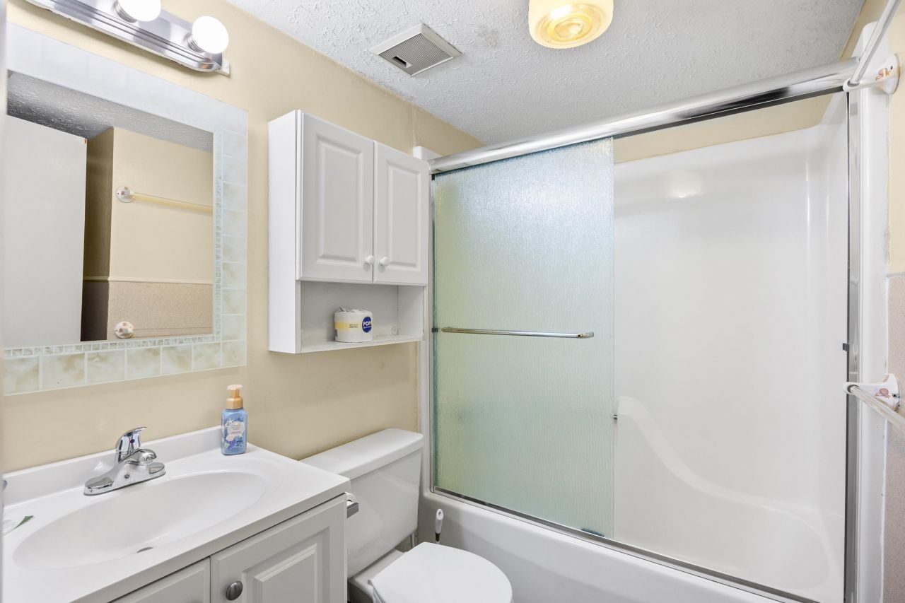 502 N Waccamaw Dr.  Photo 11