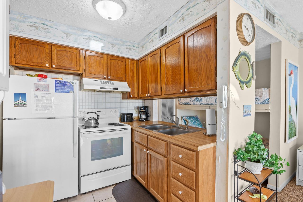 502 N Waccamaw Dr.  Photo 15