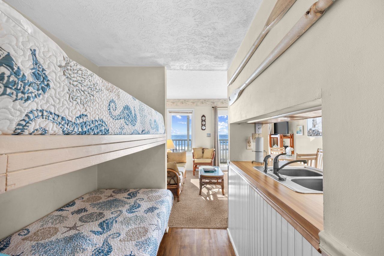 502 N Waccamaw Dr.  Photo 7