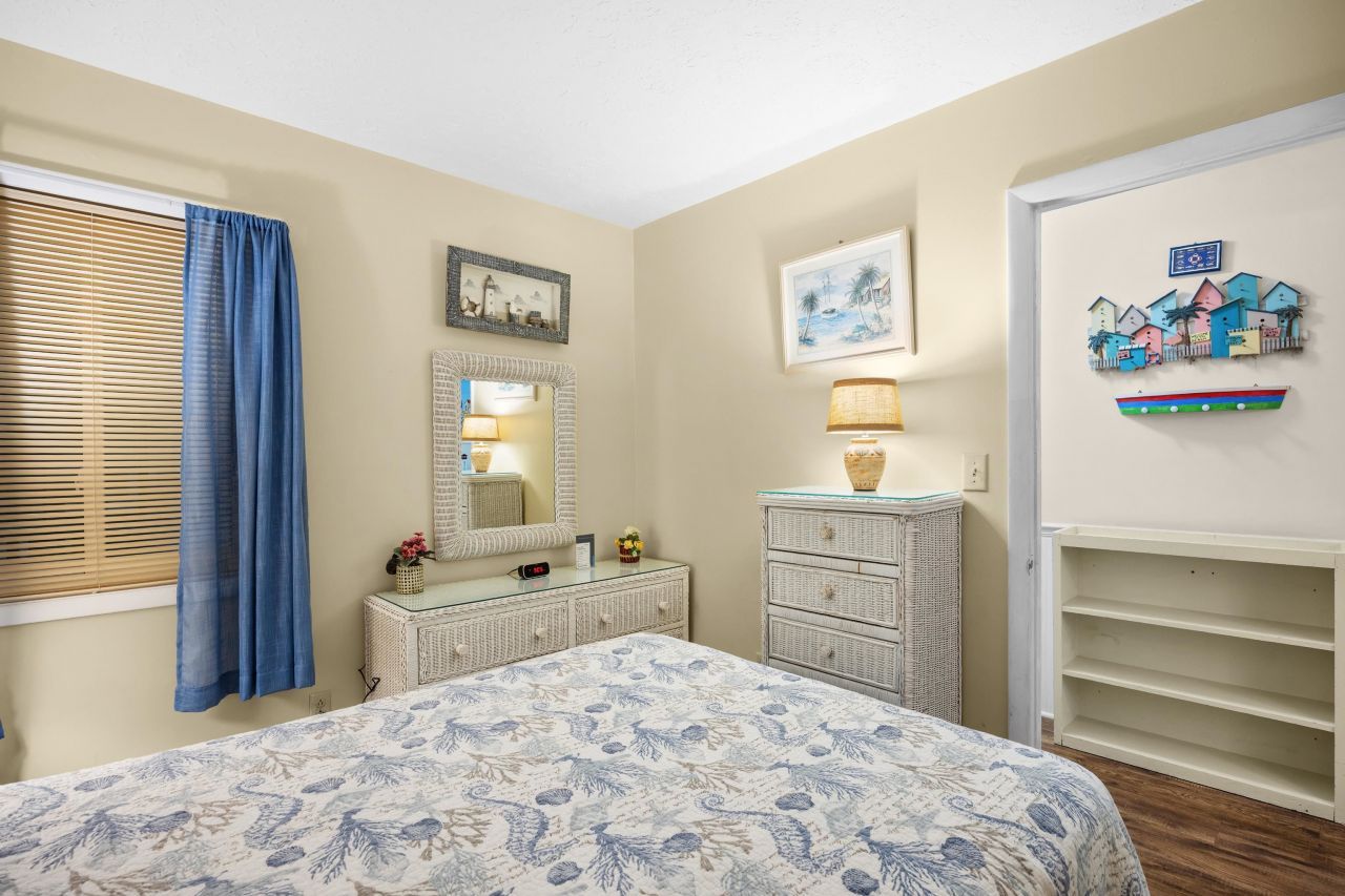 502 N Waccamaw Dr.  Photo 9