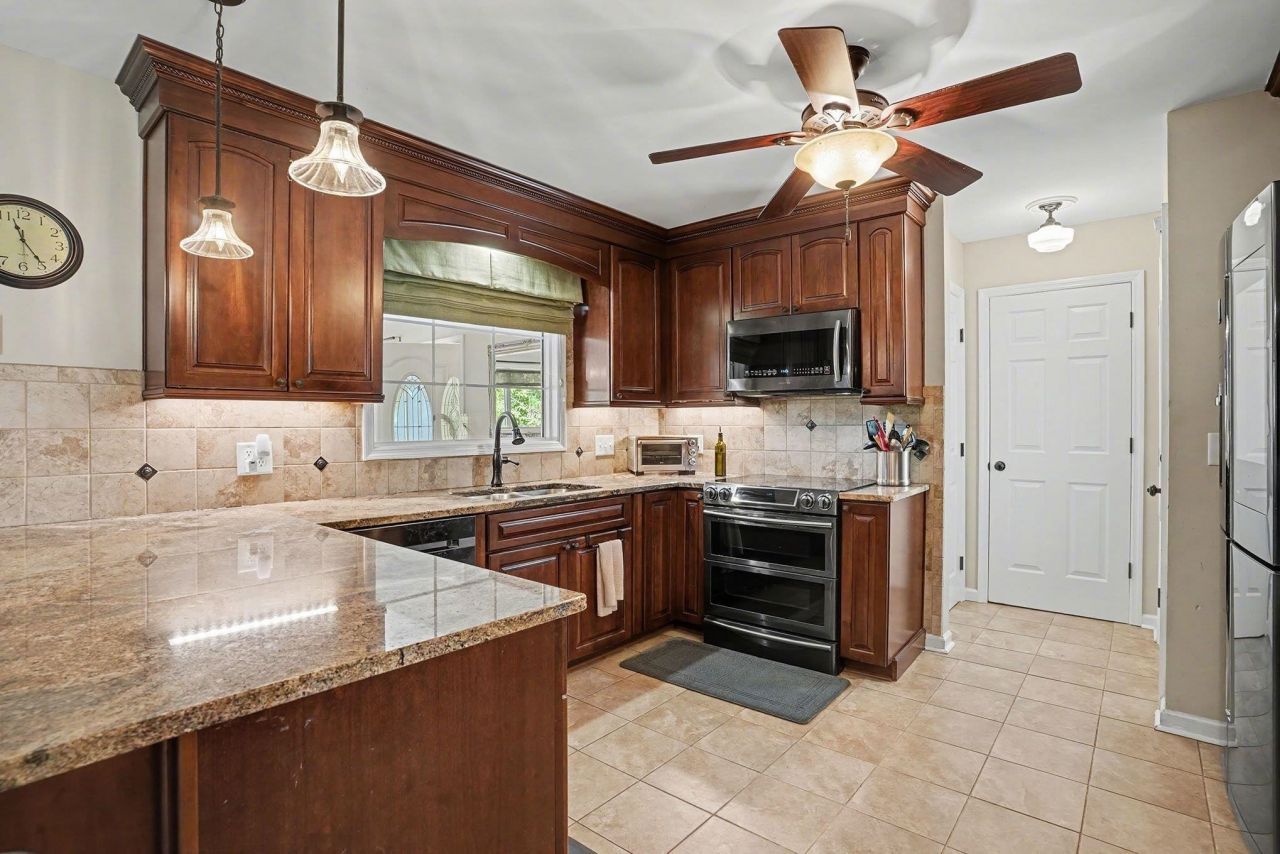 4809 Forest Dr.  Photo 15