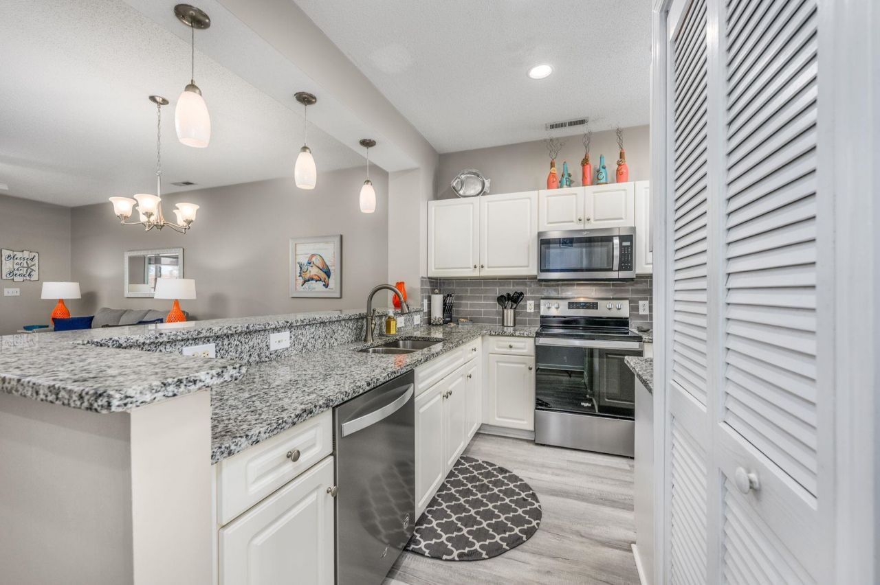 4429 Turtle Ln. Photo 6