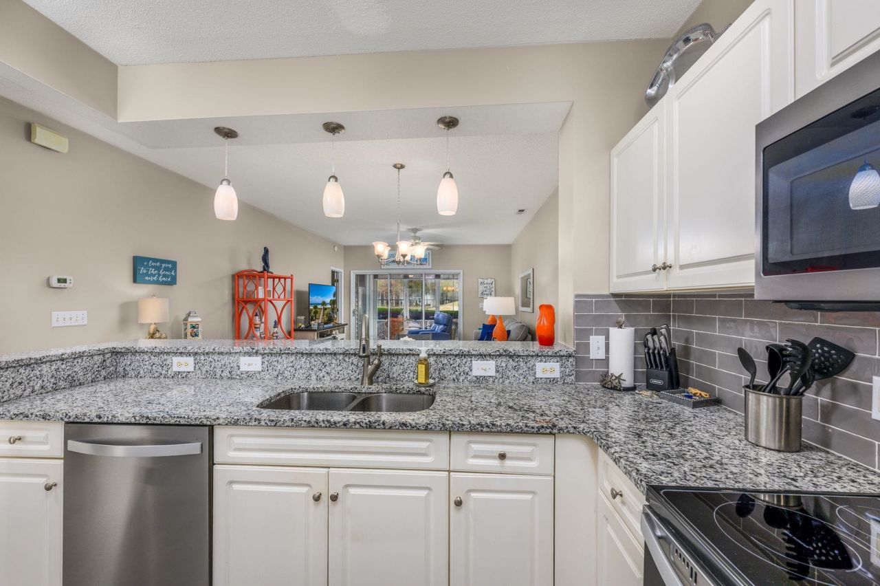 4429 Turtle Ln. Photo 7