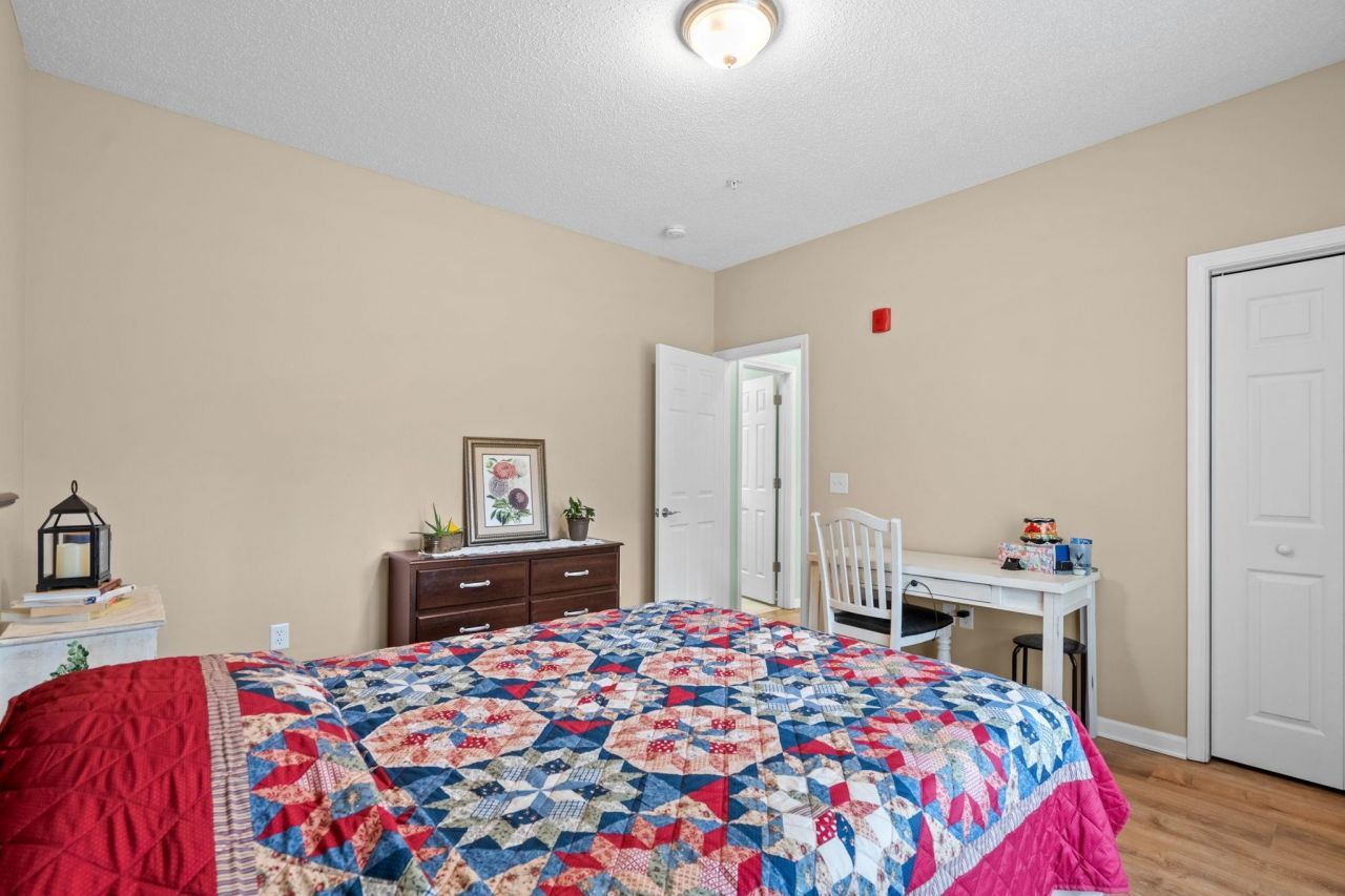 150 Scotch Broom Dr. Photo 24