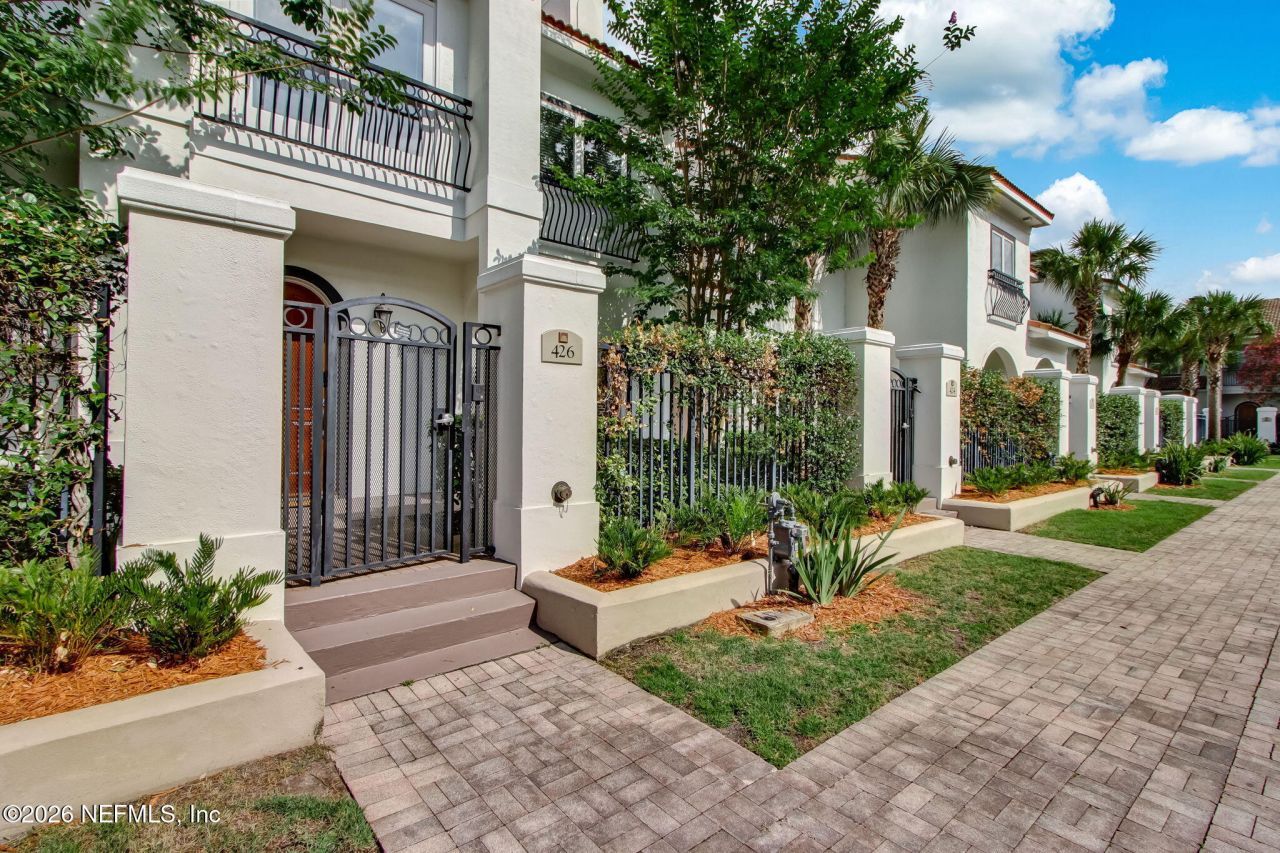 400 E Bay Street, Unit 1701, Jacksonville, FL 32202 Photo