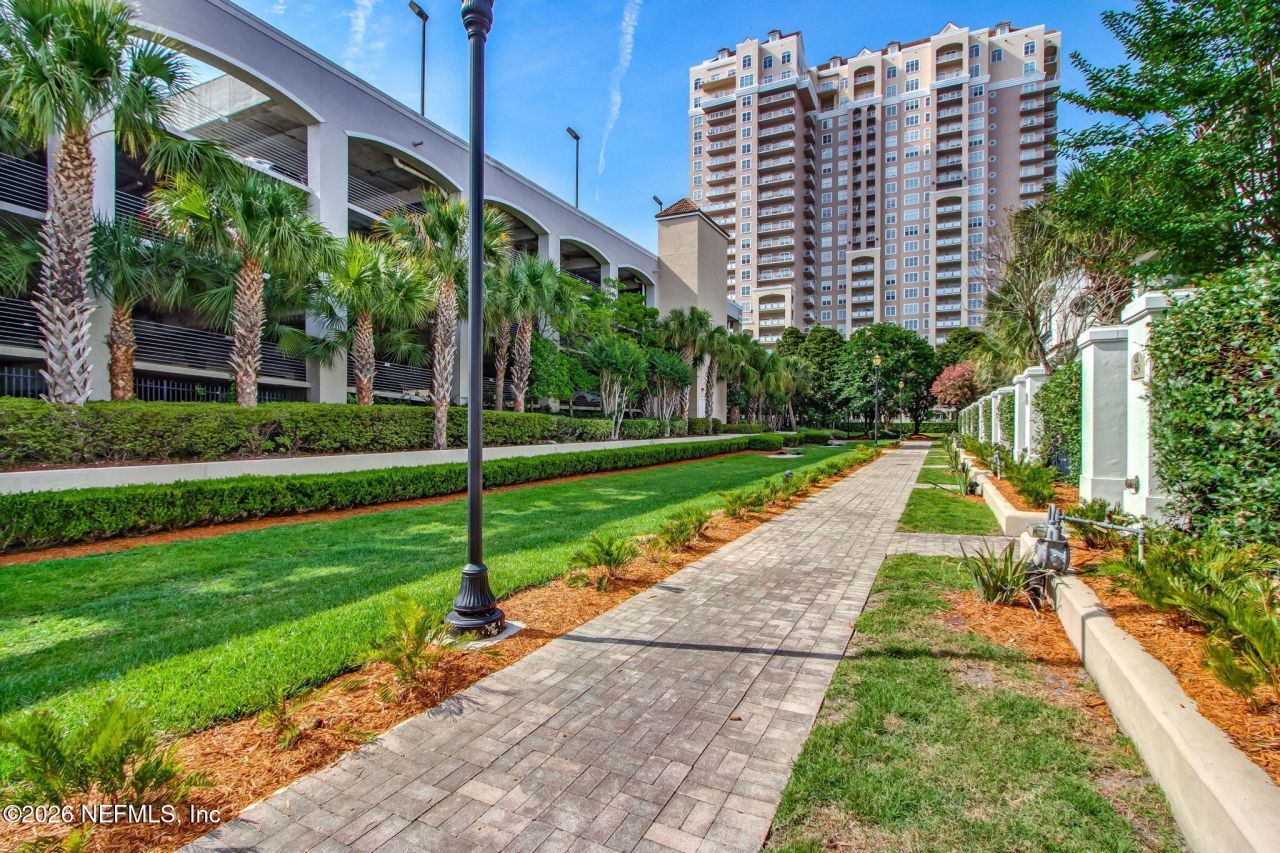 400 E Bay Street, Unit 1701, Jacksonville, FL 32202 Photo