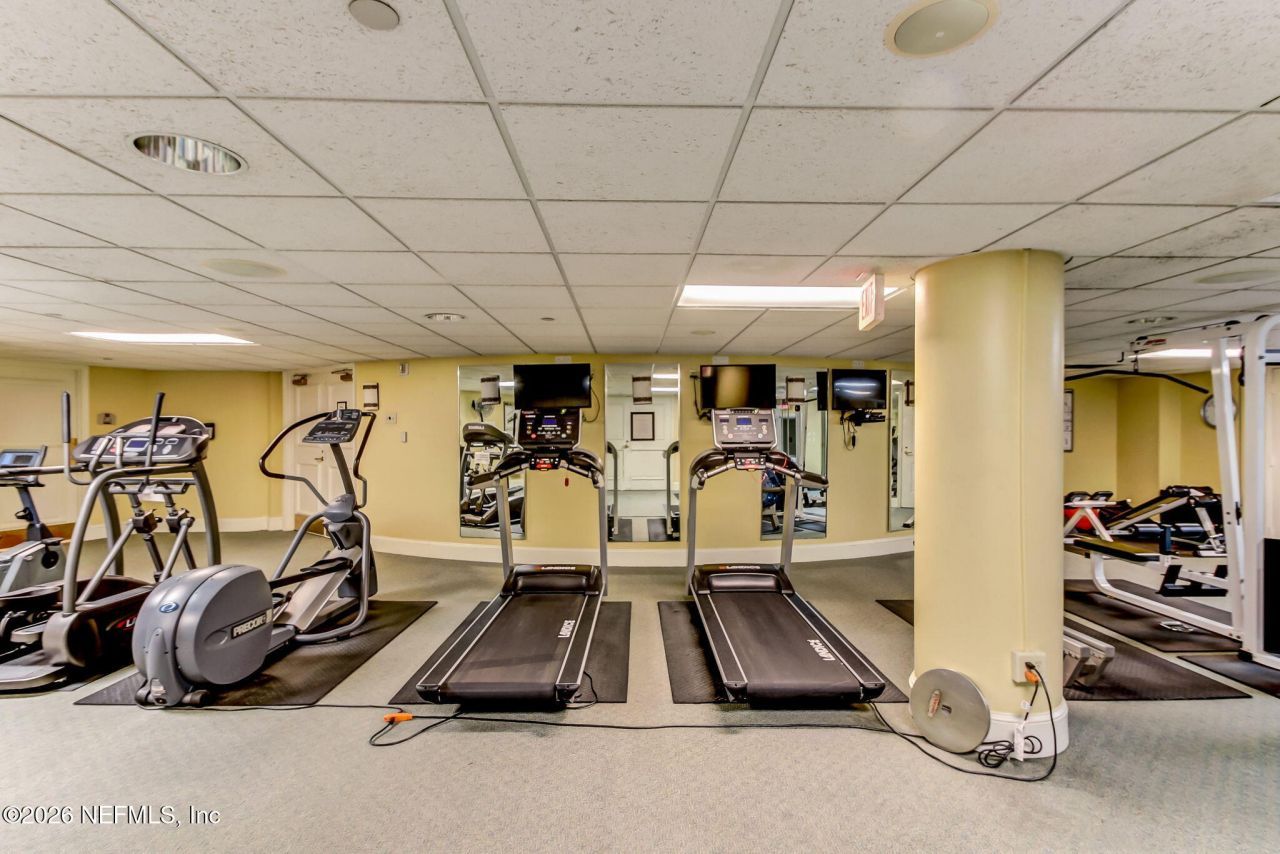 400 E Bay Street, Unit 1701, Jacksonville, FL 32202 Photo