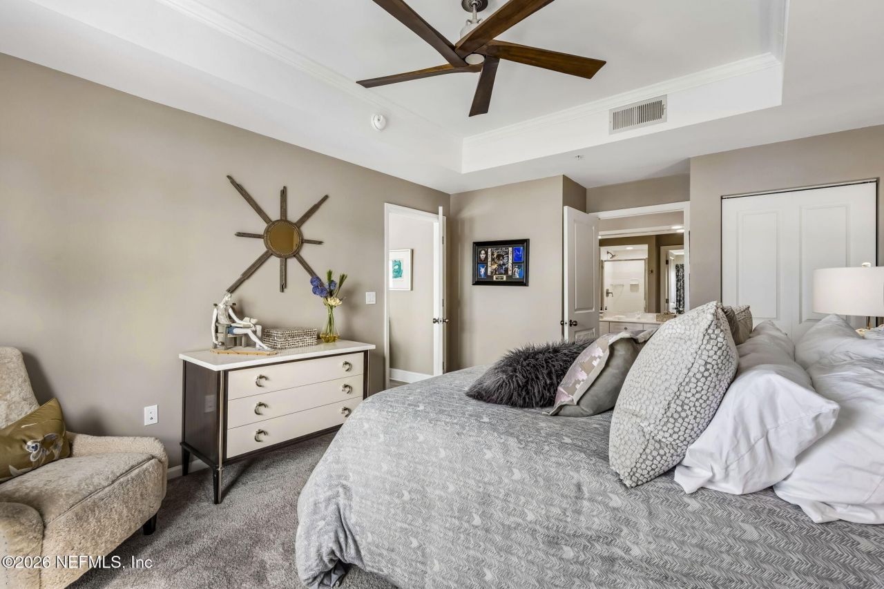 400 E Bay Street, Unit 1701, Jacksonville, FL 32202 Photo