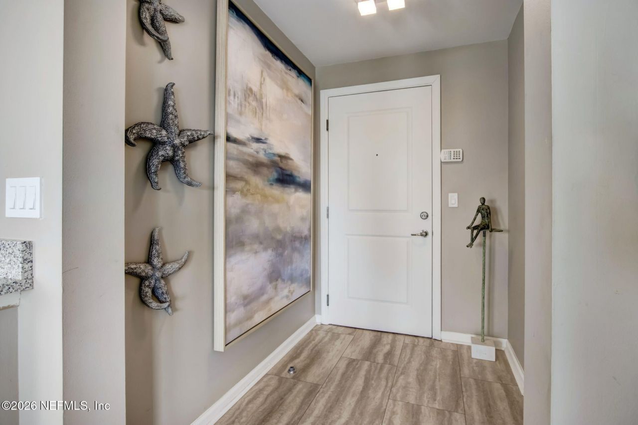 400 E Bay Street, Unit 1701, Jacksonville, FL 32202 Photo
