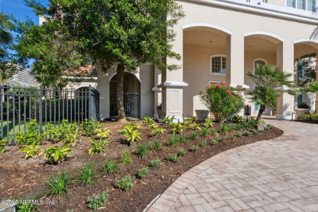 400 E Bay Street, Unit 1701, Jacksonville, FL 32202 Photo