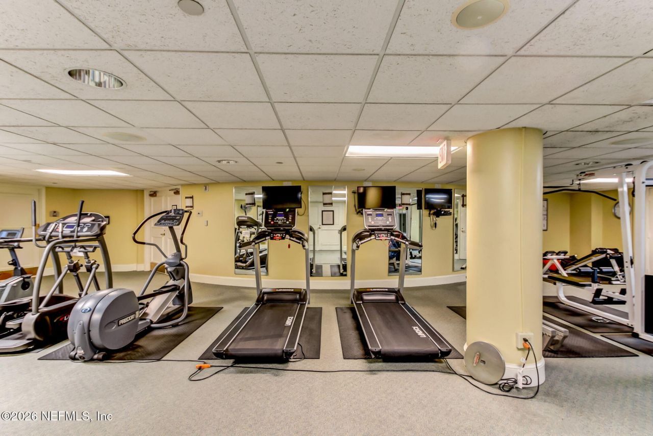 400 E Bay Street, Unit 1701, Jacksonville, FL 32202 Photo