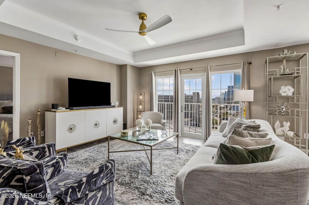 400 E Bay Street, Unit 1701, Jacksonville, FL 32202 Photo