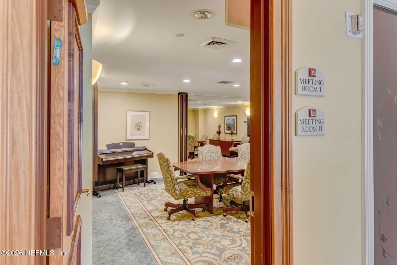 400 E Bay Street, Unit 1701, Jacksonville, FL 32202 Photo