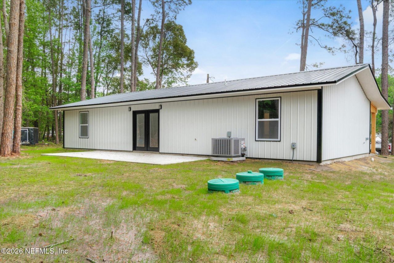 124 Park Drive, Satsuma, FL 32187 Photo