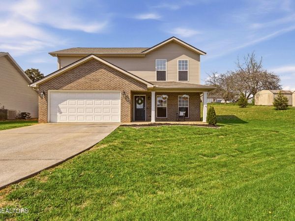 1632 Autumn Brook Drive, Maryville, TN 37801