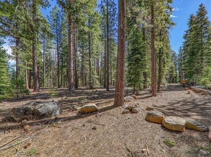 938 Country Club Drive, Tahoe City, CA 96145 Photo