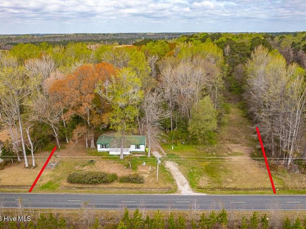 1228 Scotts Store Road, Grantsboro, NC 28529