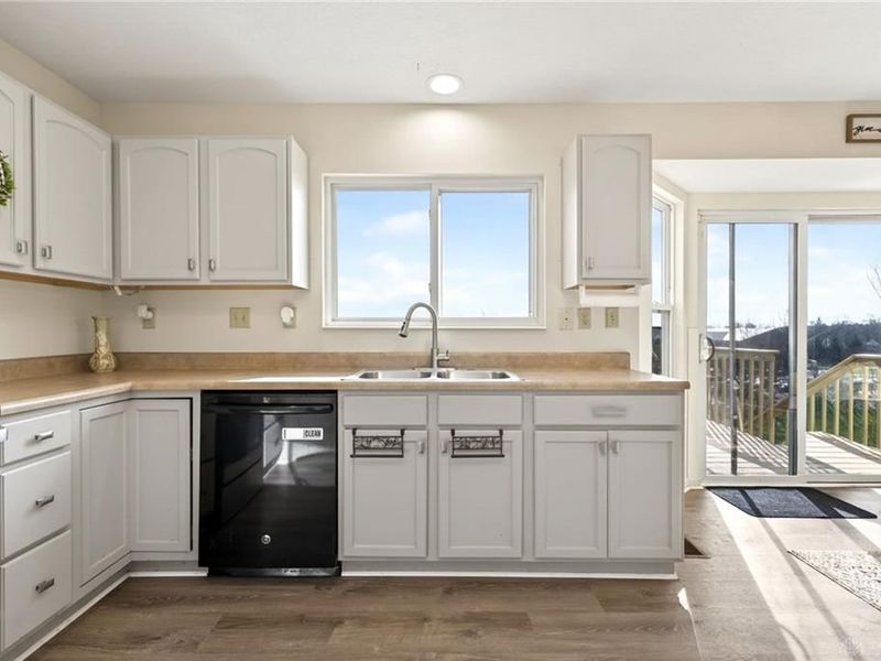 1166 Arbor Springs Drive, Hamilton, OH 45013 Photo 17