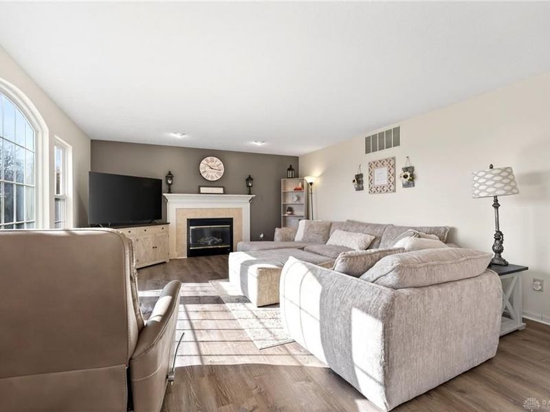 1166 Arbor Springs Drive, Hamilton, OH 45013 Photo 22