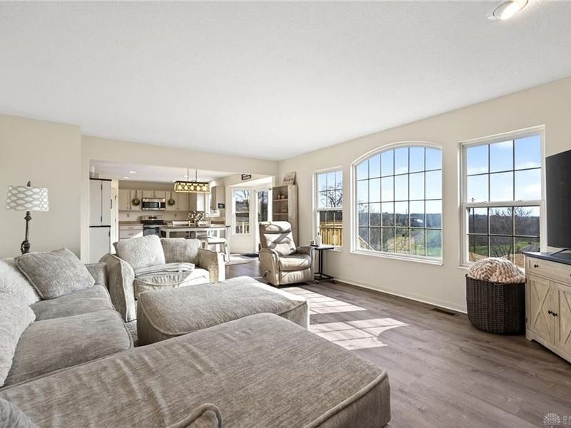 1166 Arbor Springs Drive, Hamilton, OH 45013 Photo 24