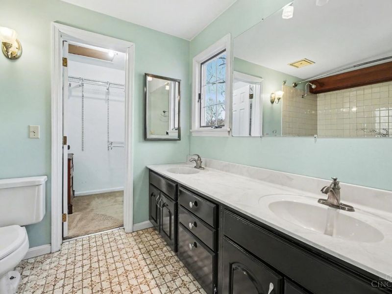 1923 Berkshire Road, Anderson Twp, OH 45230 Photo 15