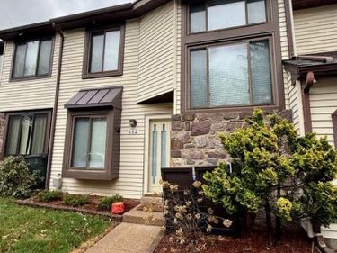 102 WINDHAM COURT, NEWTOWN, PA 18940