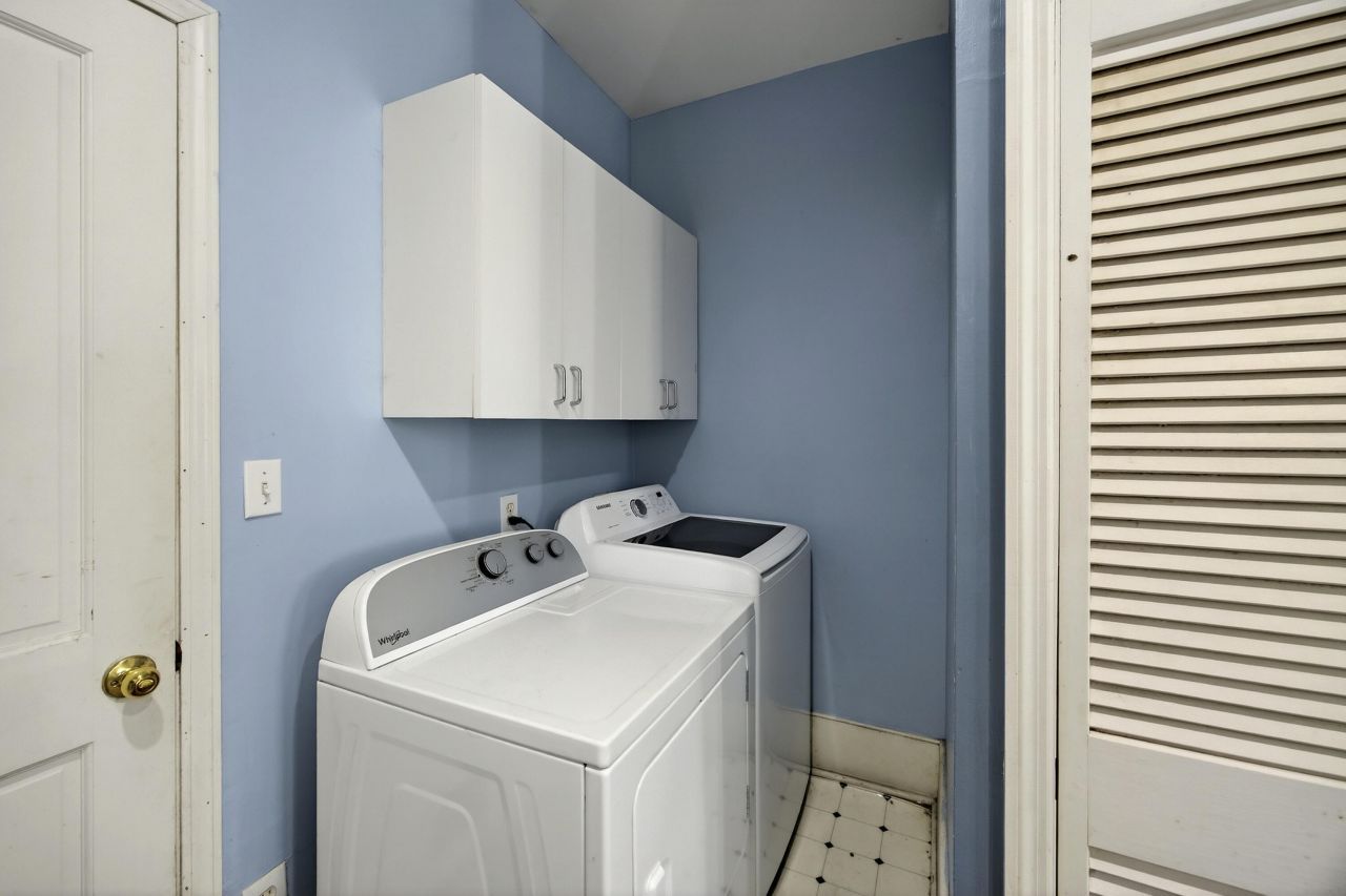 69 Washington Street Photo 14