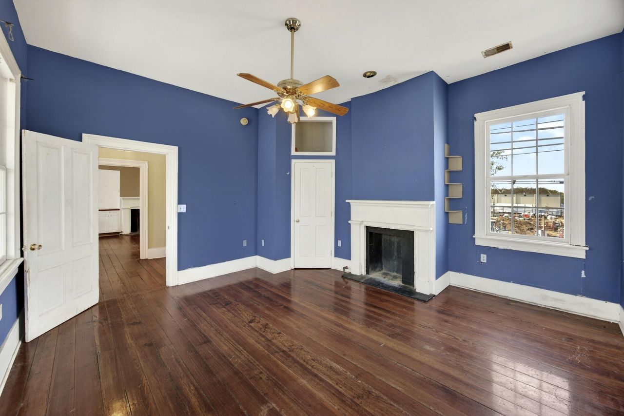 69 Washington Street Photo 19