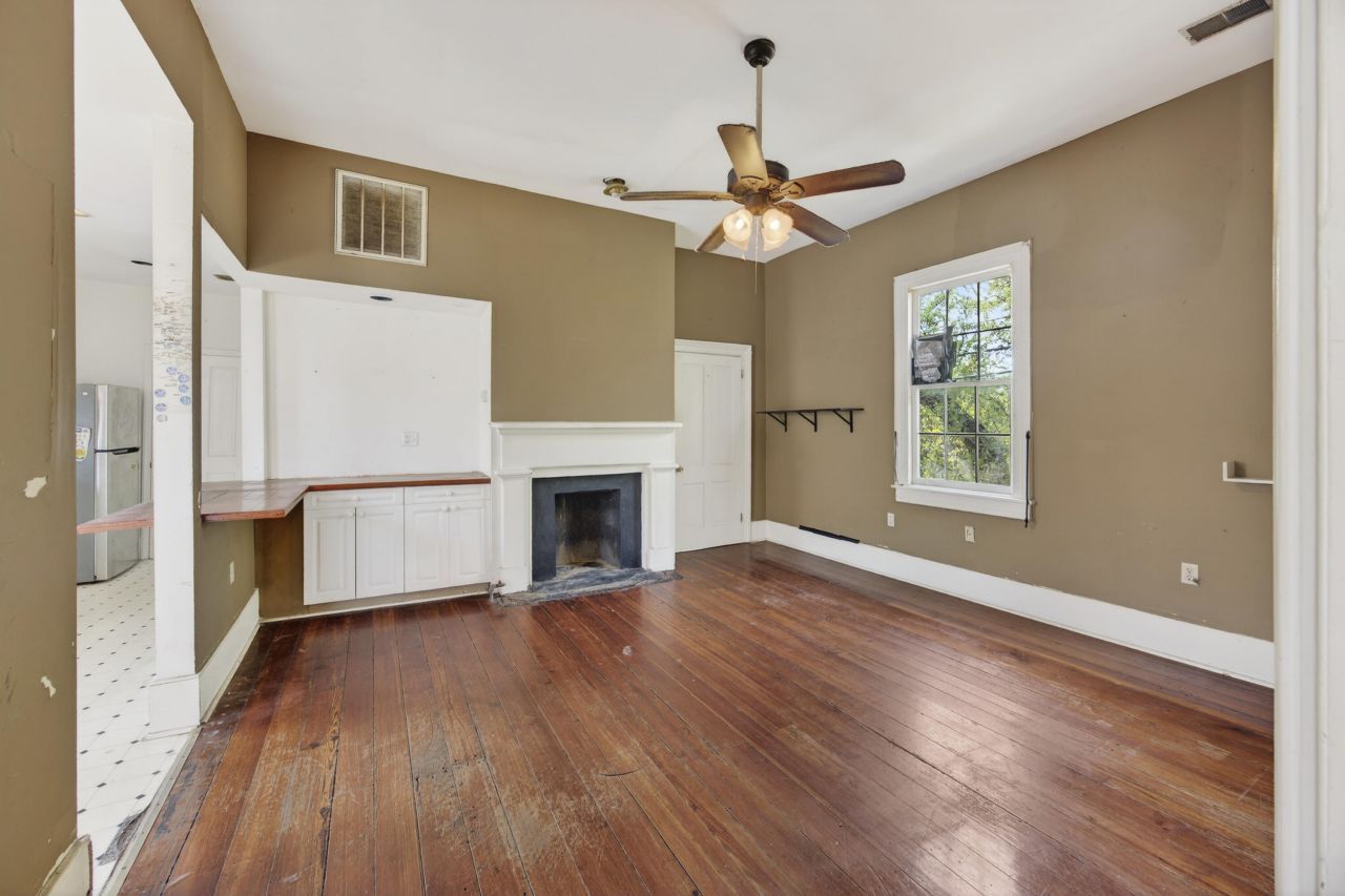 69 Washington Street Photo 22