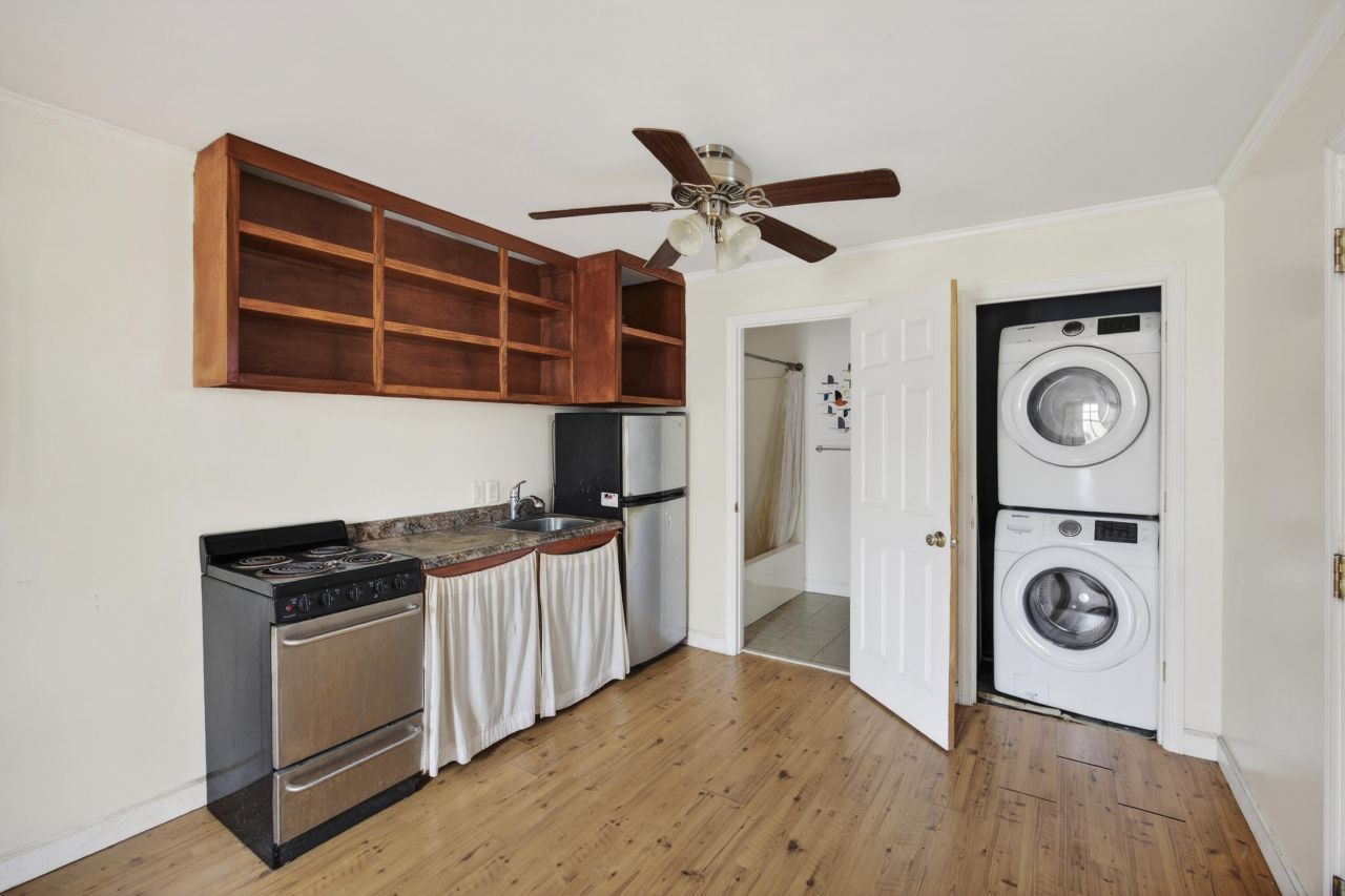 69 Washington Street Photo 33