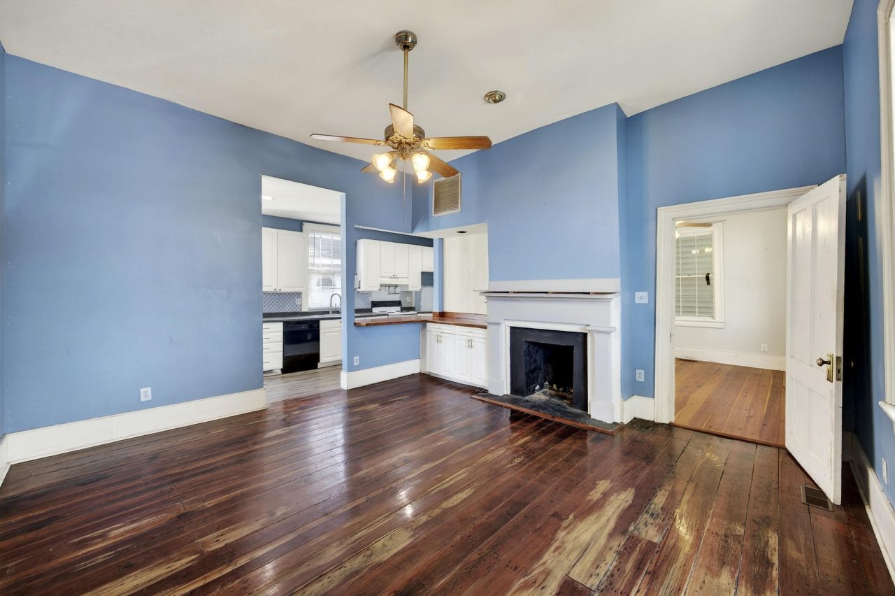 69 Washington Street Photo 8