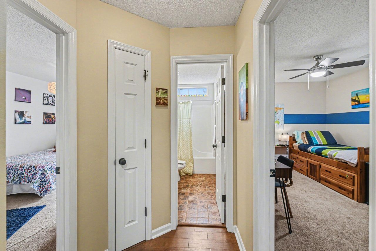 358 Arlington Drive Photo 11