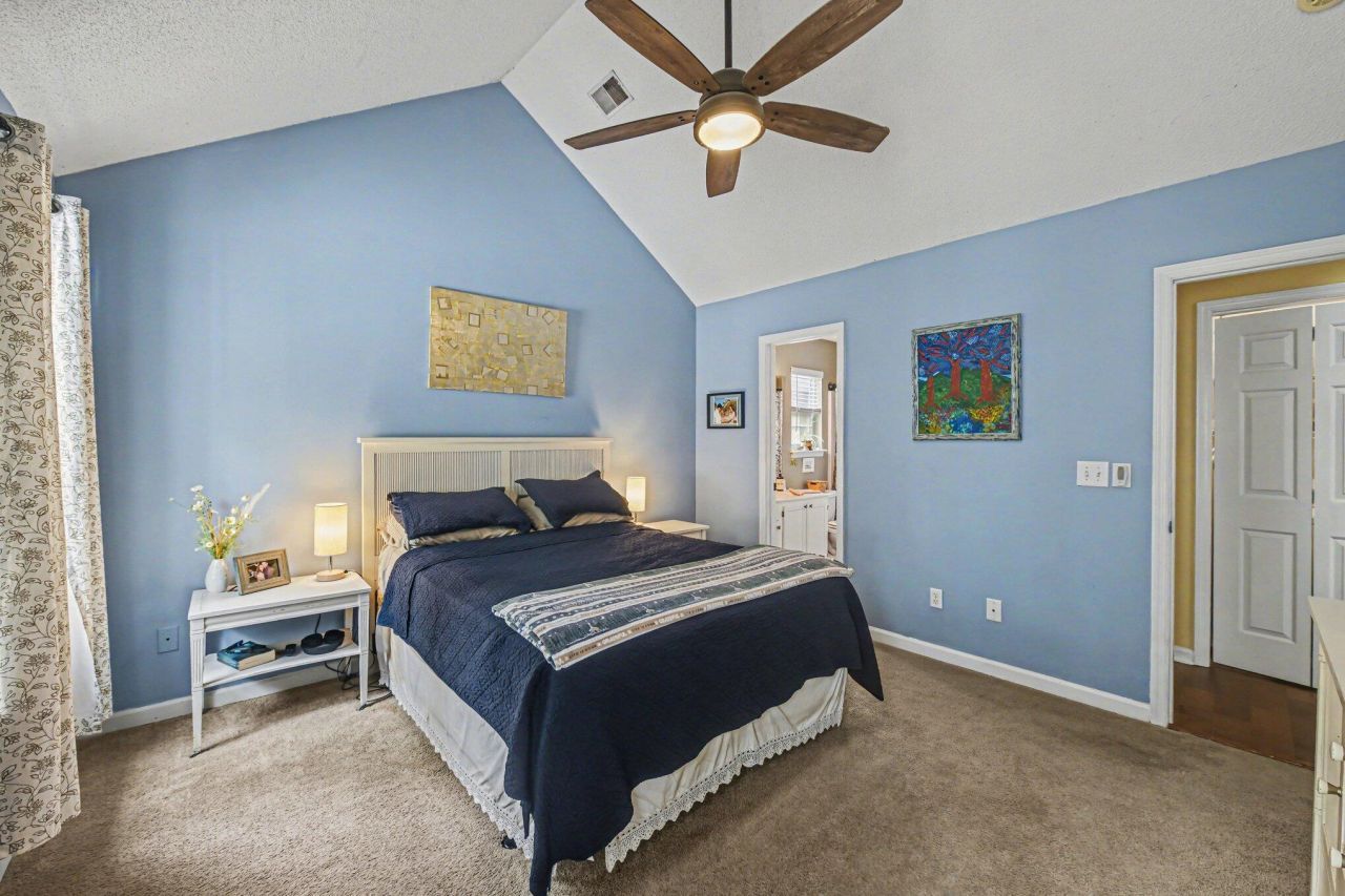 358 Arlington Drive Photo 13