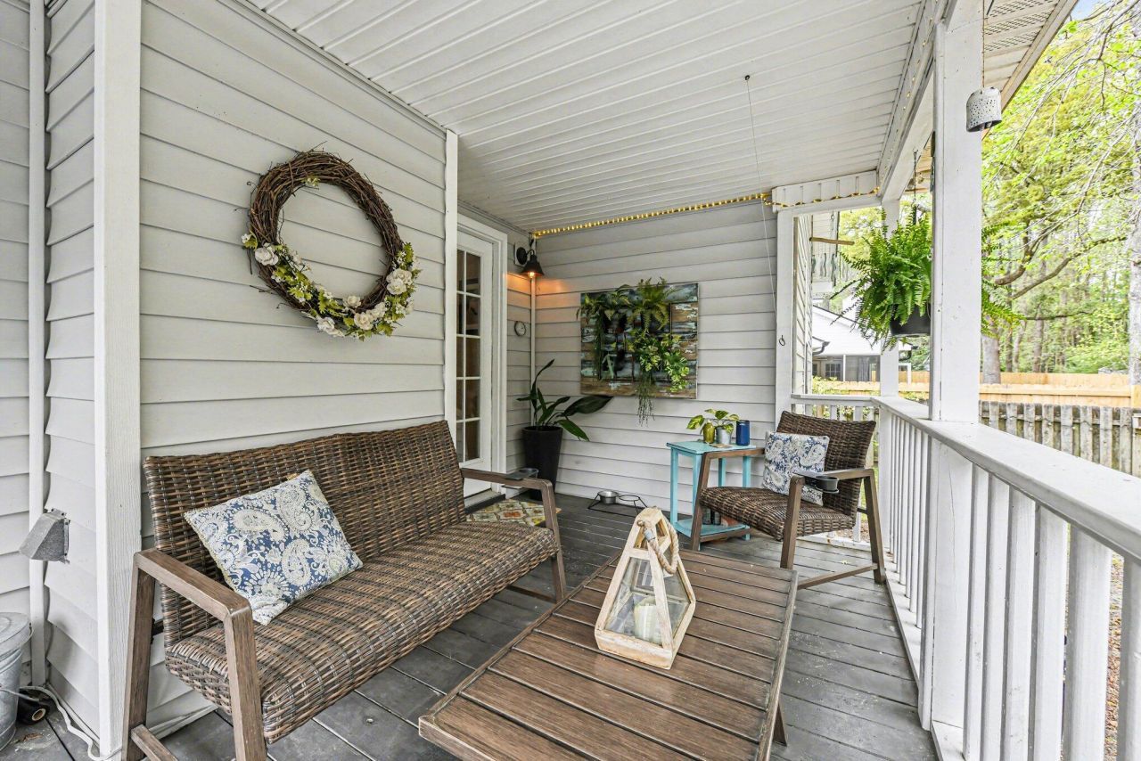 358 Arlington Drive Photo 25