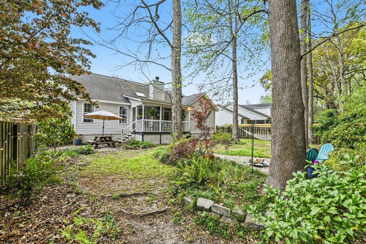 358 Arlington Drive Photo 26