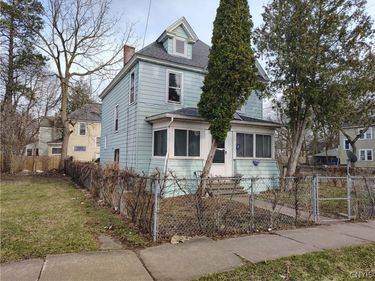 2331 Midland Avenue , Syracuse, NY 13205